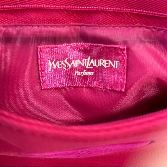 Yves Saint Laurent- Beautifully Soft Velvet Puff Heart Pink Magenta Clutch - Picture 8 of 12